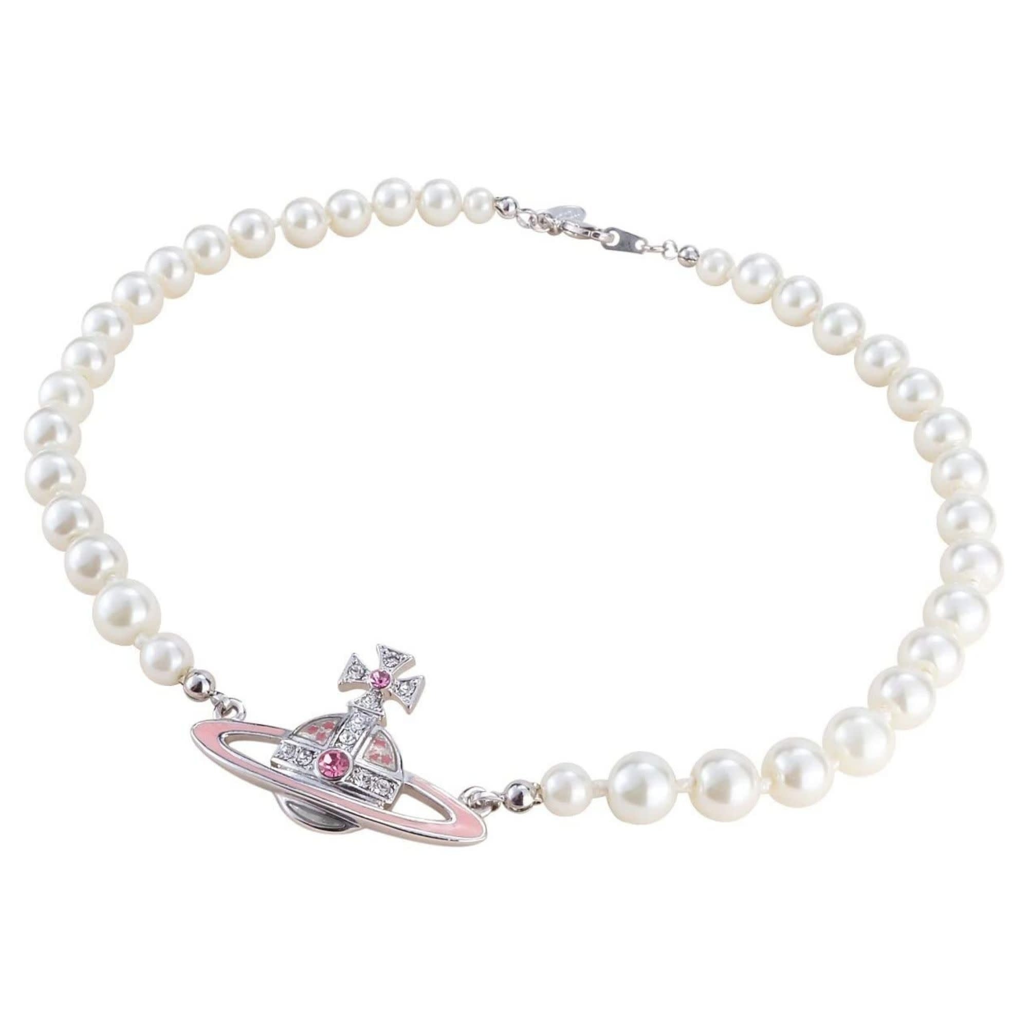 VIVIENNE WESTWOOD BAS RELIEF PEARL ORB CHOKER SILVER & PINK